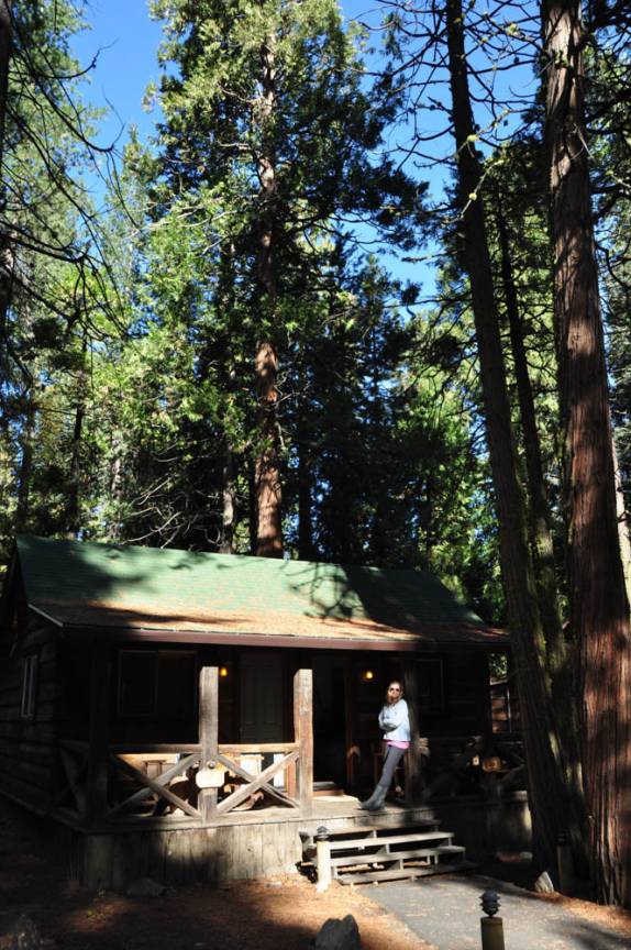 Nosso chalé ao lado da entrada Hetch-Hetchy no Yosemite National Park, na Califórnia, nos Estados Unidos